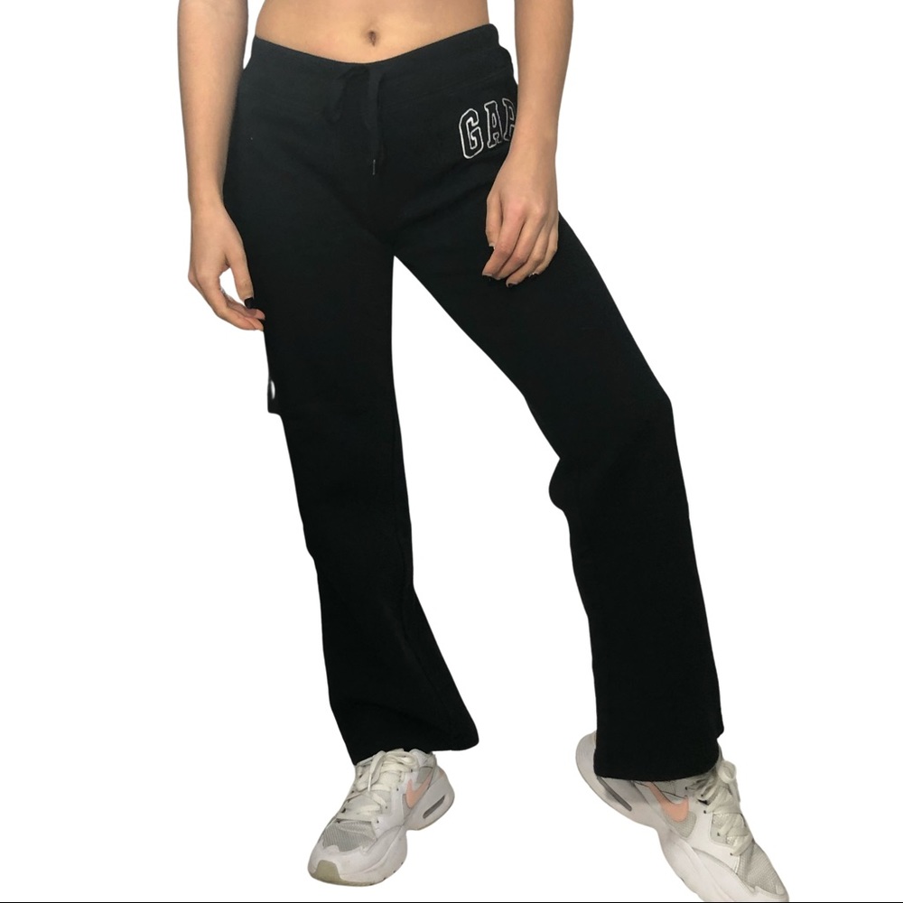 COOL GIRL GAP SWEATPANTS